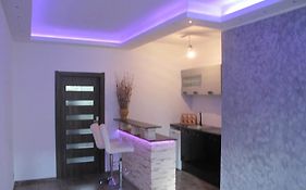 Apartament Neon