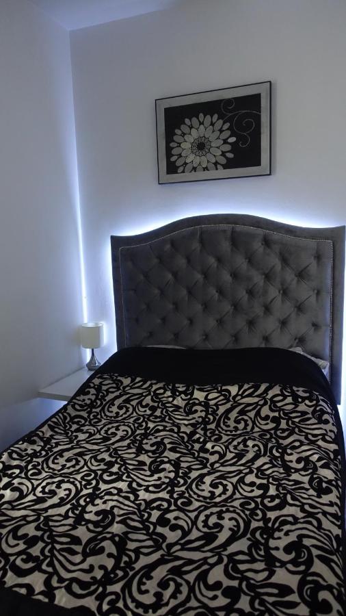 Apartament Neon Gdynia Zewnętrze zdjęcie